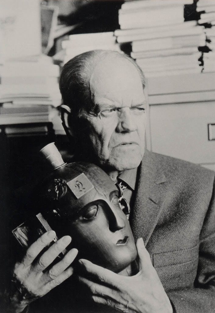 © Raoul Hausmann. « Tête mécanique ou l’Esprit de notre temps », vers 1920.