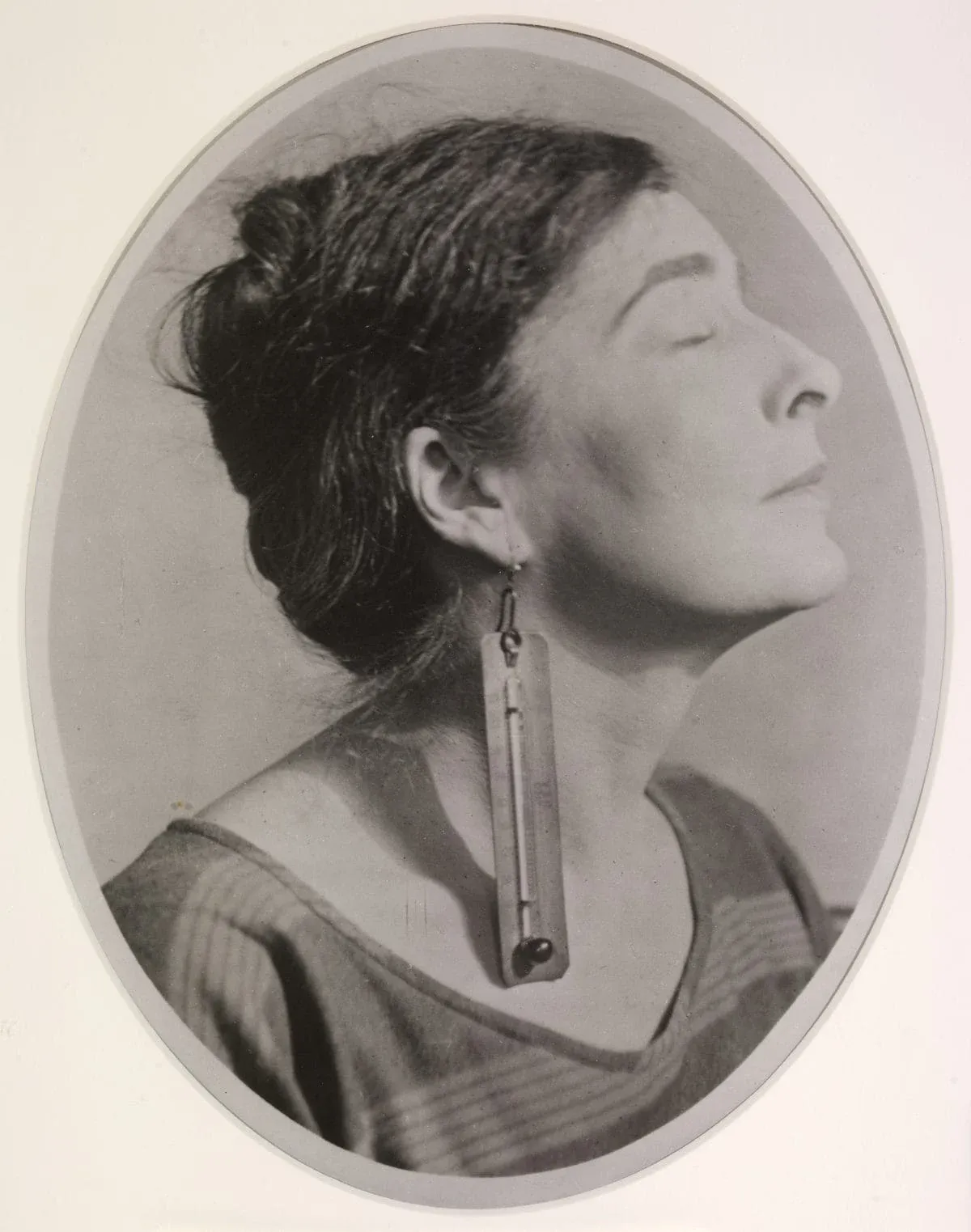 Photo Man Ray.Mina Loy