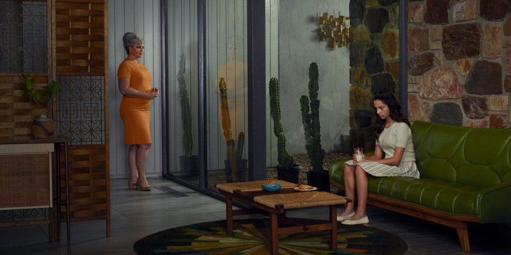 Erwin Olaf : Maître de la Photographie Narrative et de la Mise en Scène