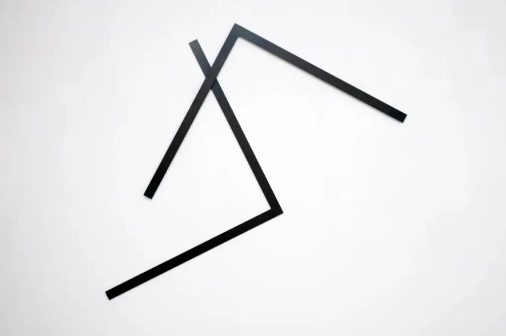Faut le fer n°1. 2015 © Francois Morellet - ADAGP