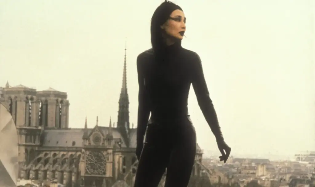 Maggie Cheung dans le Film Irma Vep, réalisation Olivier Assayas, 1996.
